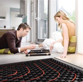 瑞馬燃?xì)獗趻鞝t，壁掛爐采暖