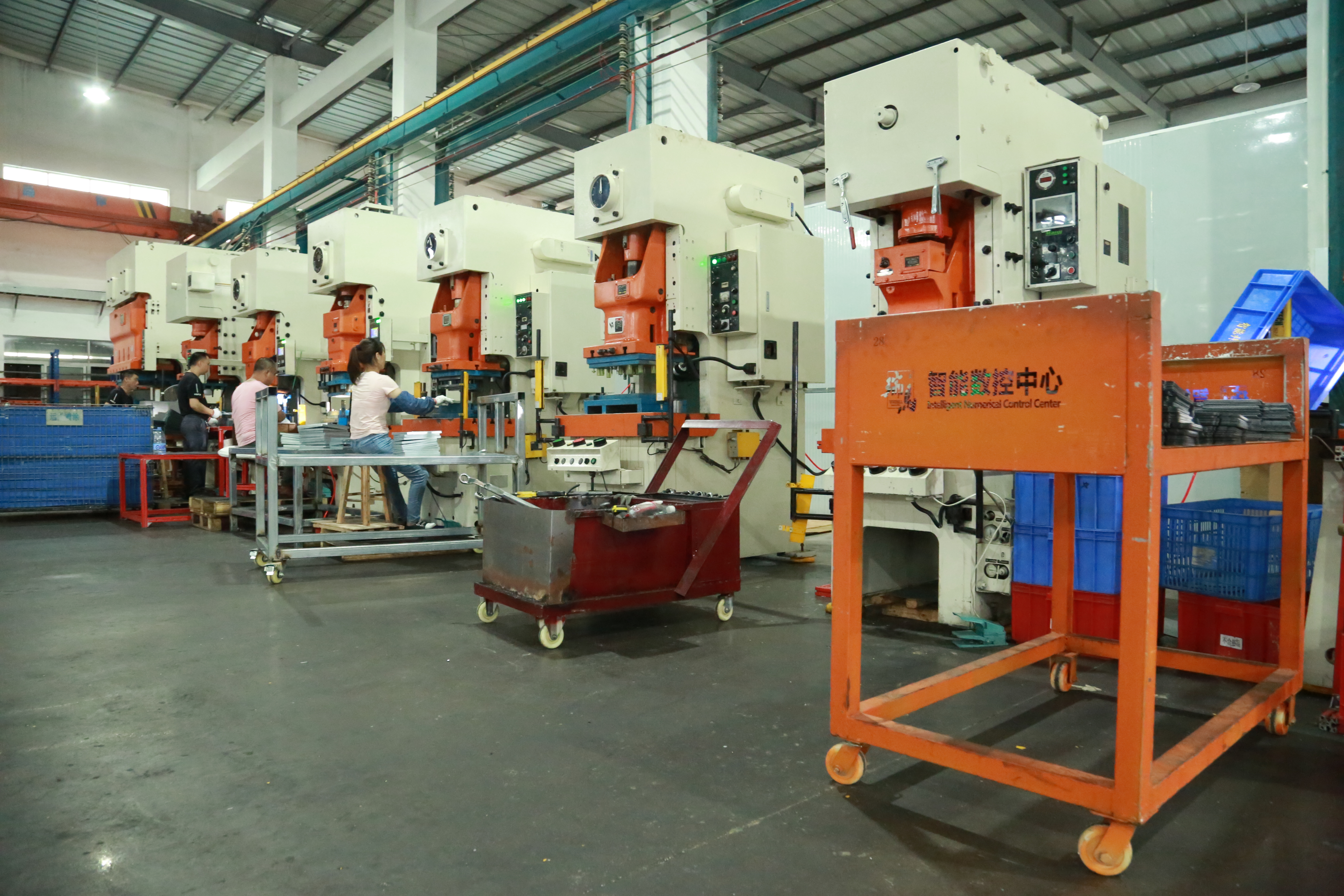 廣東瑞馬新設智能數控中心